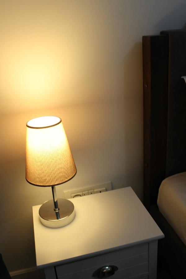 Luxury City Center Apartment - Bucharest Railways Station Bagian luar foto